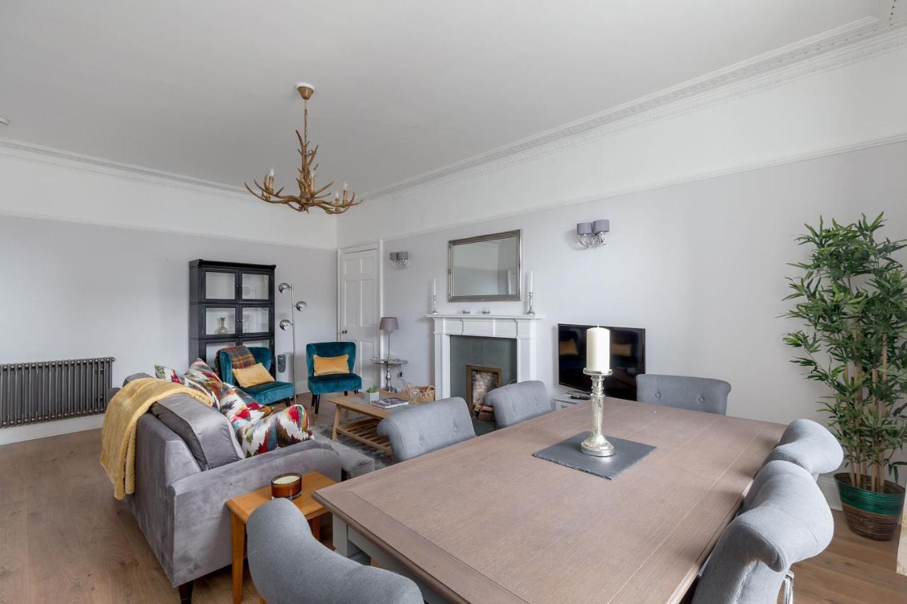 Joivy Glamorous Flat Near City Centre Apartamento Edimburgo Exterior foto