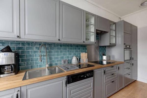 Joivy Glamorous Flat Near City Centre Apartamento Edimburgo Exterior foto