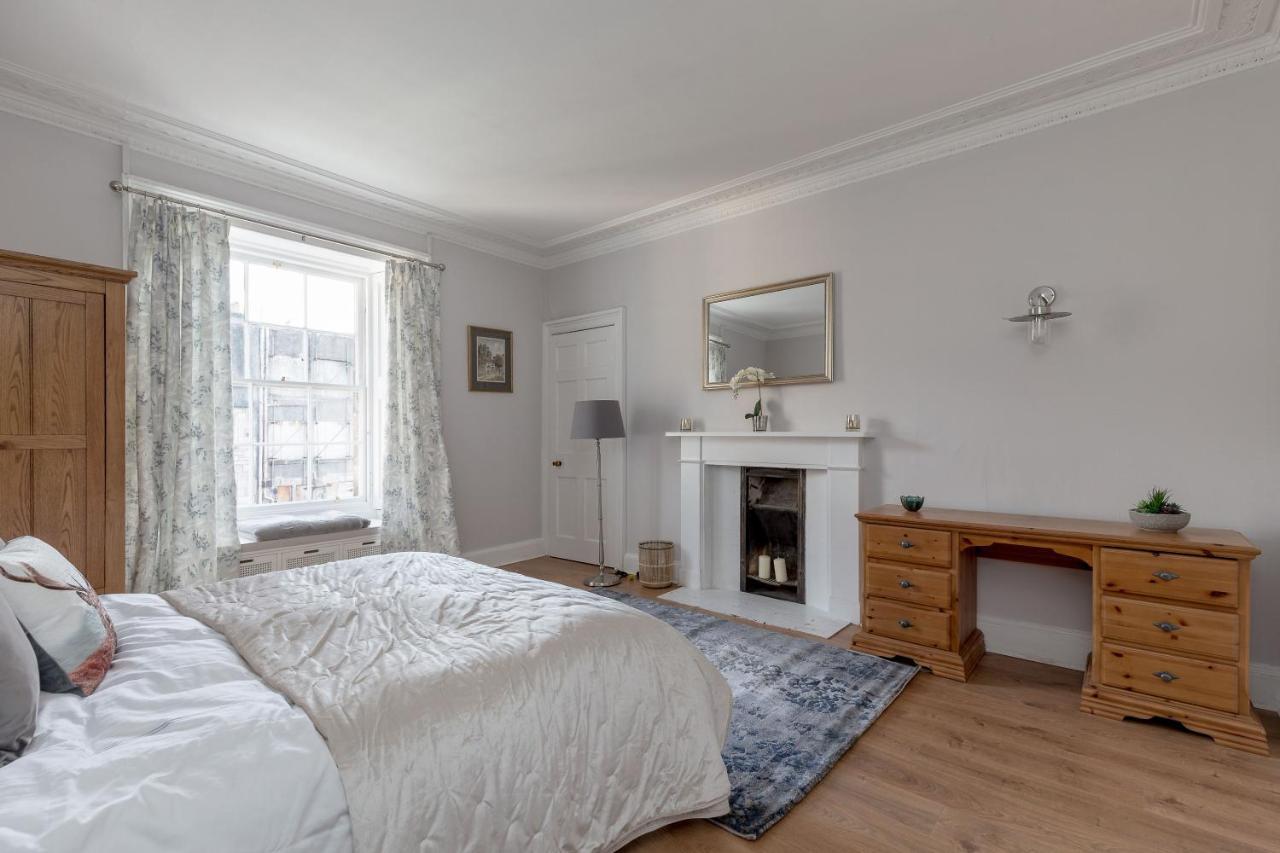 Joivy Glamorous Flat Near City Centre Apartamento Edimburgo Exterior foto